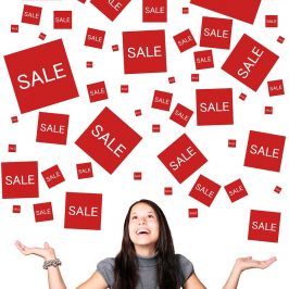 SALE, SALE, SALE Лудостта по разпродажбите или векът, в който всеки търси намаление